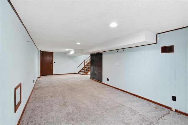 429 Pershing Street, Liberty, MO 64068