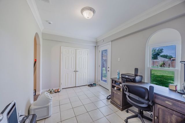 6508 Running Creek Drive, Arlington, TX 76001