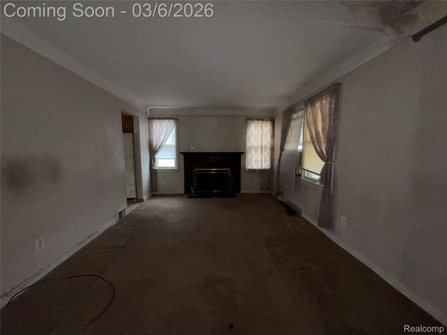 23101 Shakespeare Avenue, Eastpointe, MI 48021