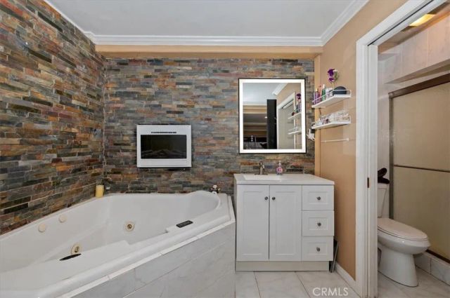24288 Zurich Drive, Crestline, CA 92325