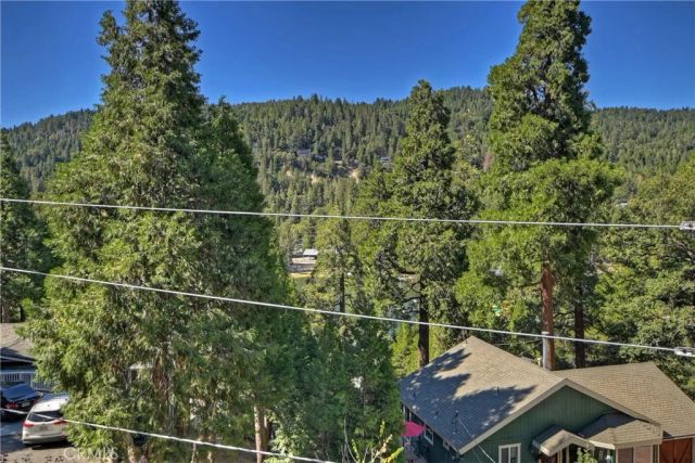 24288 Zurich Drive, Crestline, CA 92325