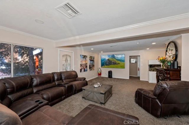 24288 Zurich Drive, Crestline, CA 92325