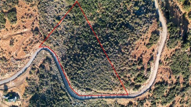 18000 Matterhorn Court, Tehachapi, CA 93561