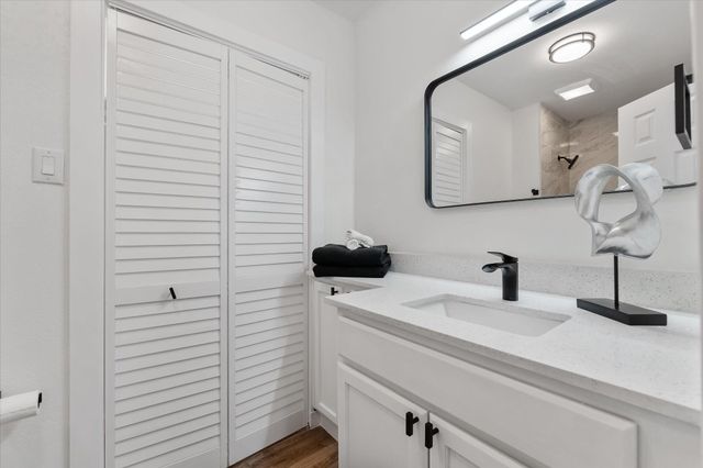 4915 Andrea Street, Houston, TX 77021