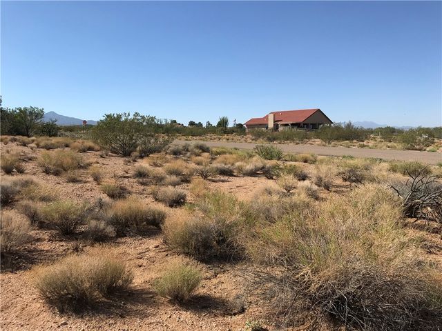 9256 N Rio Verde Circle, Kingman, AZ 86401