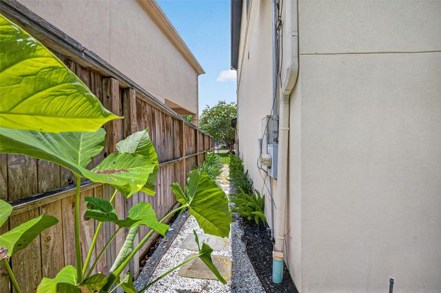 3515 Durness Way, Houston, TX 77025