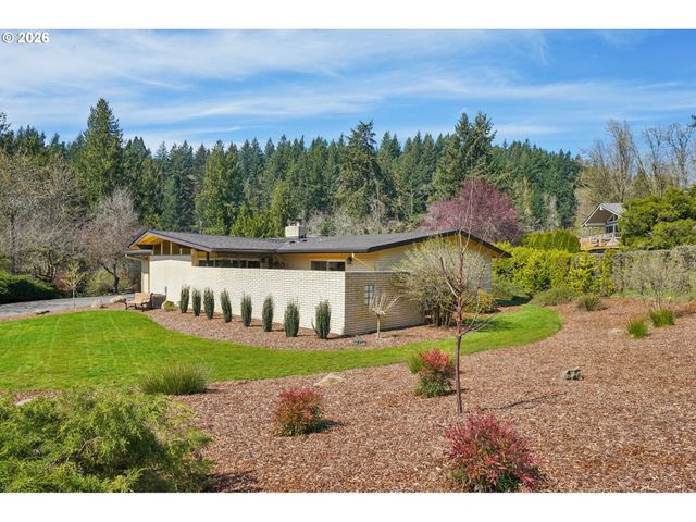 13857 Se RUST Way, Damascus, OR 97089