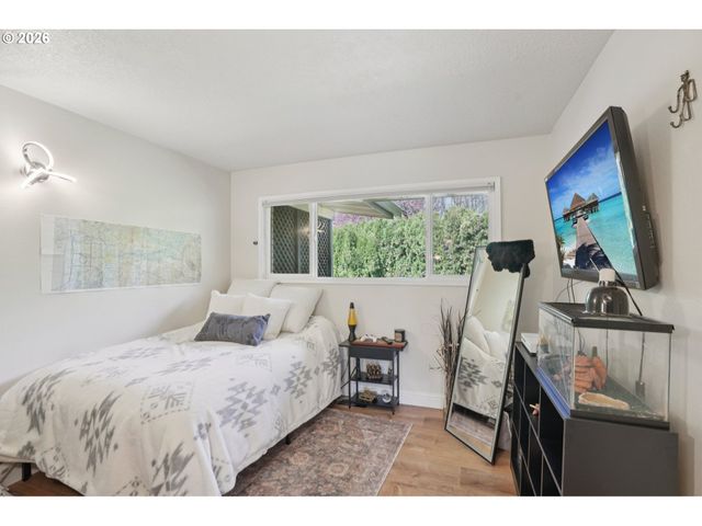 13857 Se RUST Way, Damascus, OR 97089