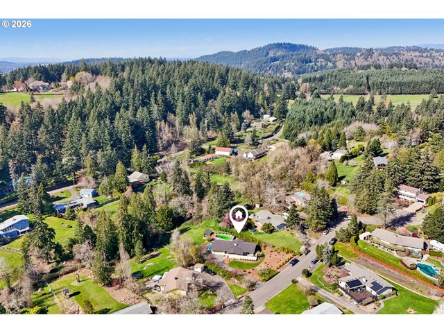 13857 Se RUST Way, Damascus, OR 97089