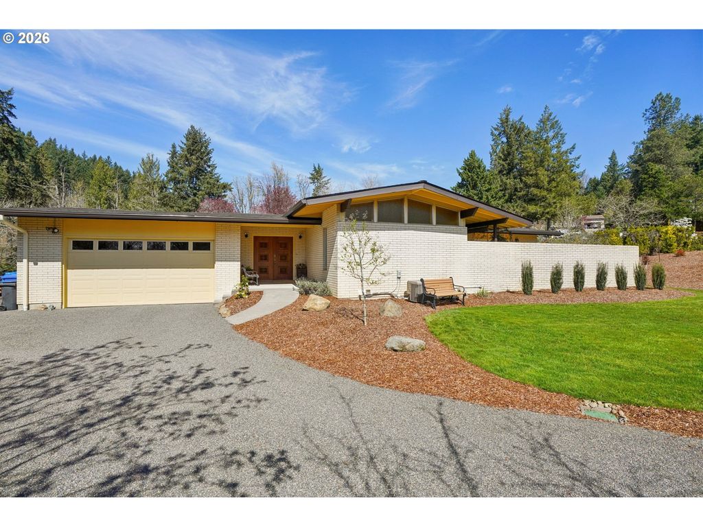 13857 Se RUST Way, Damascus, OR 97089