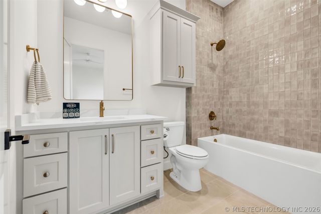 17254 E White Tail Cove, Owasso, OK 74055
