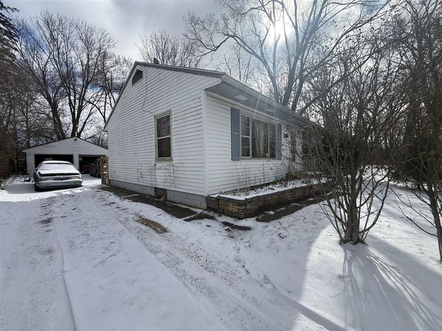 1308 Colgrove Avenue, Kalamazoo, MI 49048