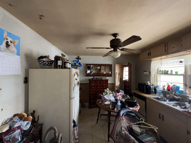 1308 Colgrove Avenue, Kalamazoo, MI 49048