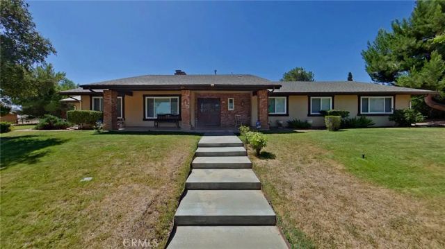 814 Lisa Street, Palmdale, CA 93551