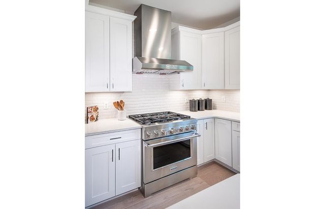 16 Ruddick Drive, South Brunswick, NJ 08852