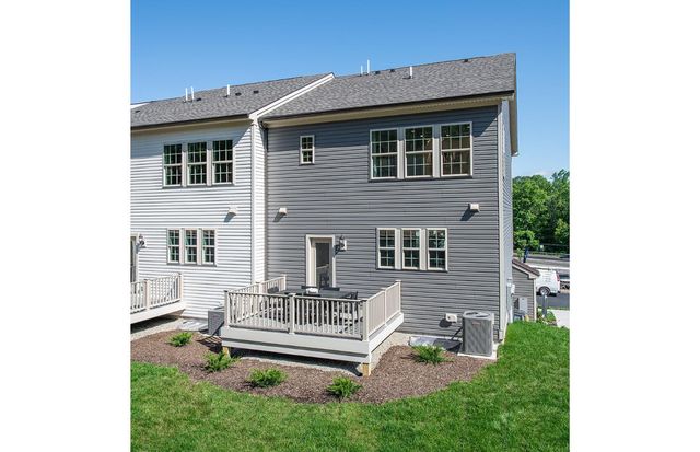 16 Ruddick Drive, South Brunswick, NJ 08852