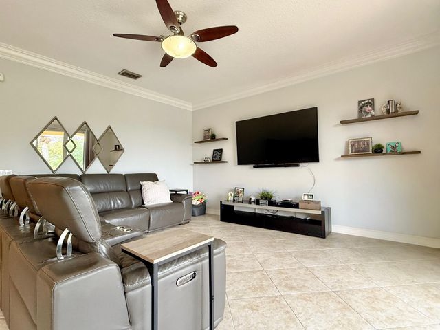 8808 Morgan Landing Way, Boynton Beach, FL 33473