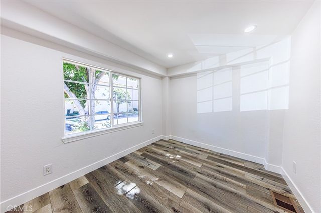566 Oak Street, Glendale, CA 91204