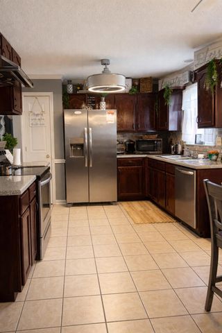 9375 BRANCASTER DR, Cordova, TN 38016