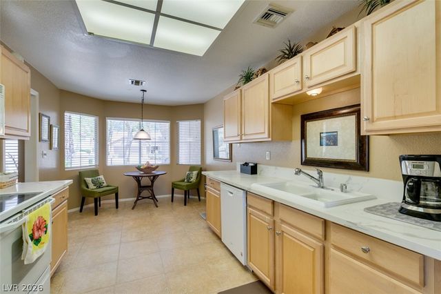 9537 Eagle Valley Drive, Las Vegas, NV 89134
