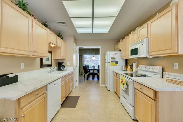 9537 Eagle Valley Drive, Las Vegas, NV 89134