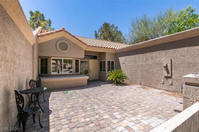 9537 Eagle Valley Drive, Las Vegas, NV 89134