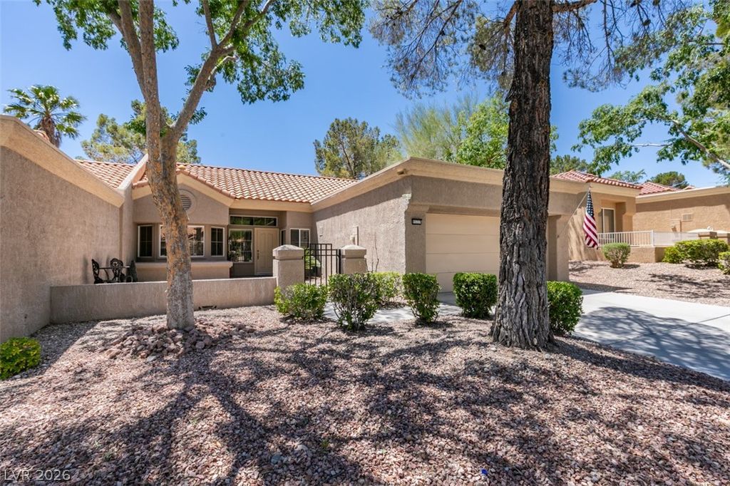 9537 Eagle Valley Drive, Las Vegas, NV 89134