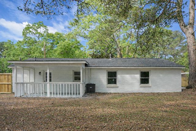 7618 Vanderbrook Place, North Charleston, SC 29420