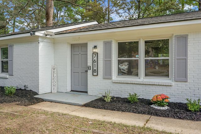 7618 Vanderbrook Place, North Charleston, SC 29420