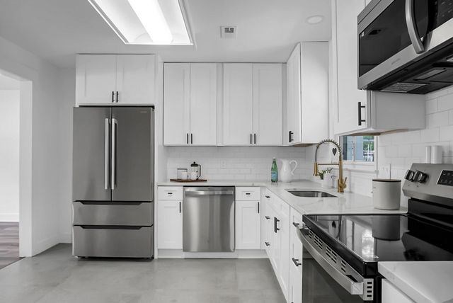 7618 Vanderbrook Place, North Charleston, SC 29420