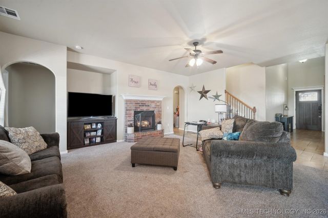 1946 E 135th Street S, Bixby, OK 74008