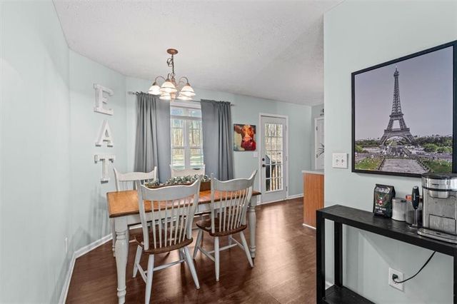 156 Paradise Way, Douglasville, GA 30134