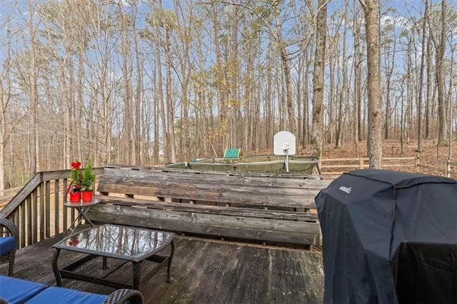 156 Paradise Way, Douglasville, GA 30134