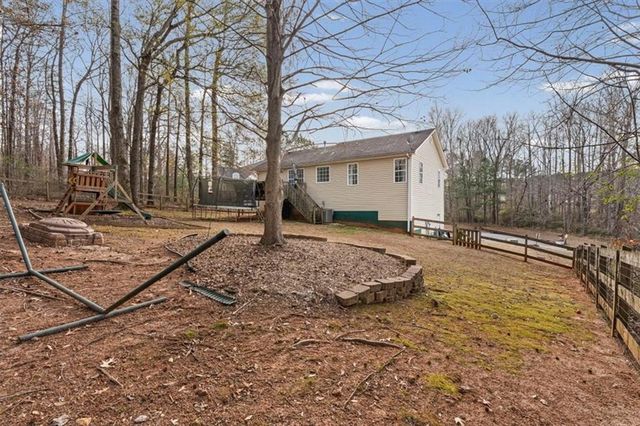 156 Paradise Way, Douglasville, GA 30134