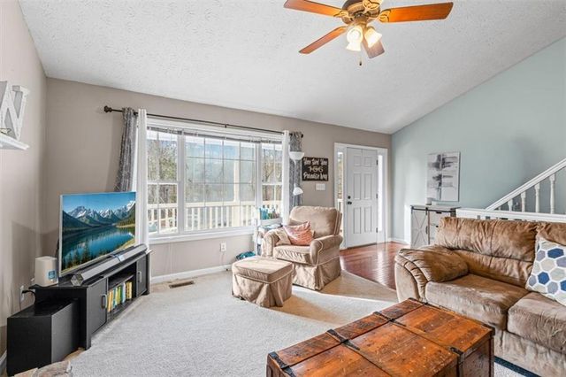 156 Paradise Way, Douglasville, GA 30134