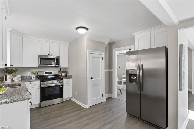 421 Glendale RD, Hampton, VA 23661