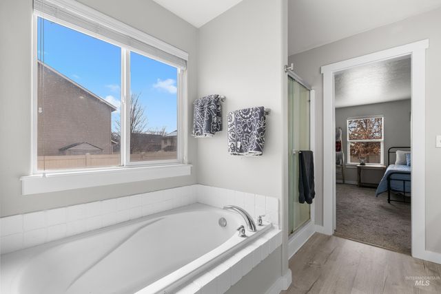 2223 N Maroon Ave, Kuna, ID 83634