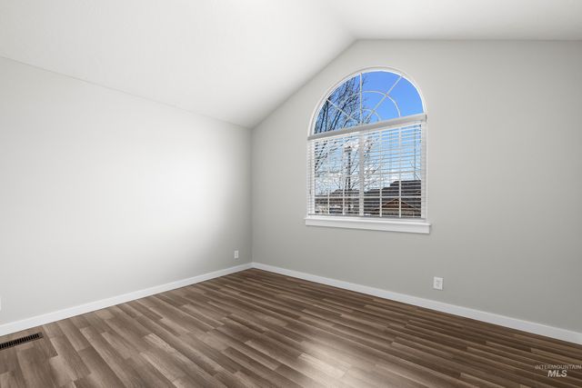 2223 N Maroon Ave, Kuna, ID 83634