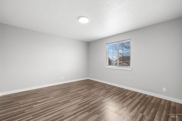 2223 N Maroon Ave, Kuna, ID 83634