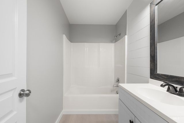 2223 N Maroon Ave, Kuna, ID 83634