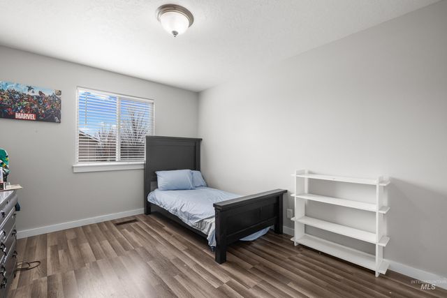 2223 N Maroon Ave, Kuna, ID 83634