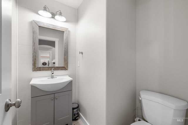 2223 N Maroon Ave, Kuna, ID 83634