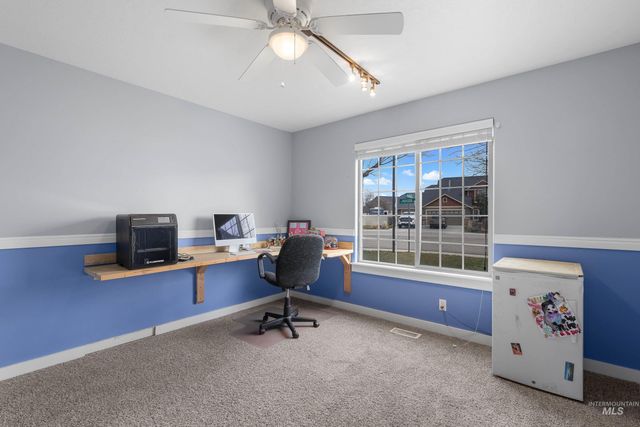 2223 N Maroon Ave, Kuna, ID 83634