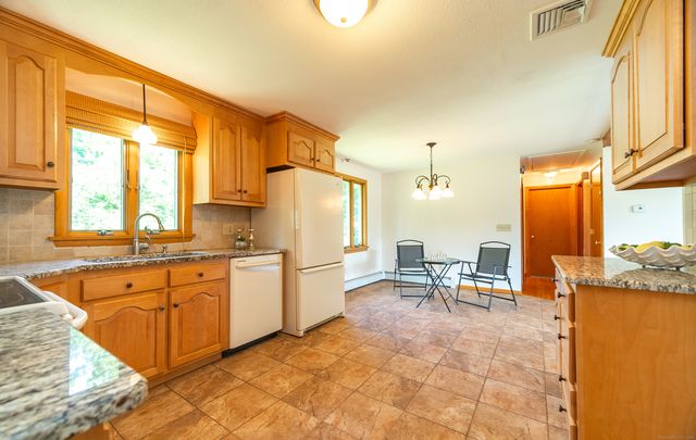 76 Milardo Lane, Middletown, CT 06457