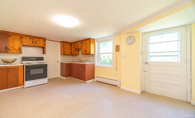 76 Milardo Lane, Middletown, CT 06457