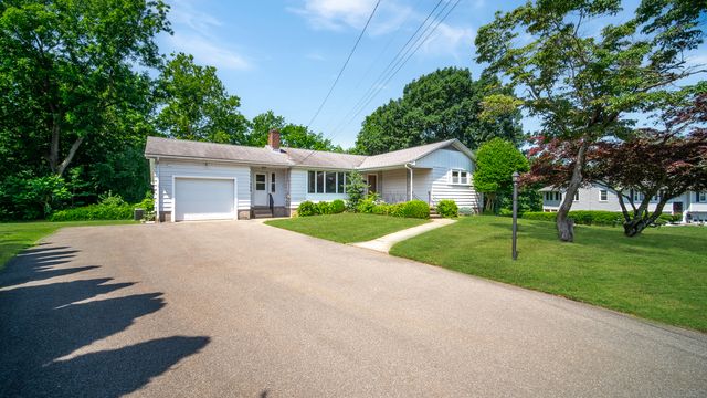 76 Milardo Lane, Middletown, CT 06457