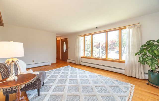 76 Milardo Lane, Middletown, CT 06457