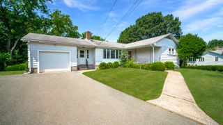 76 Milardo Lane, Middletown, CT 06457