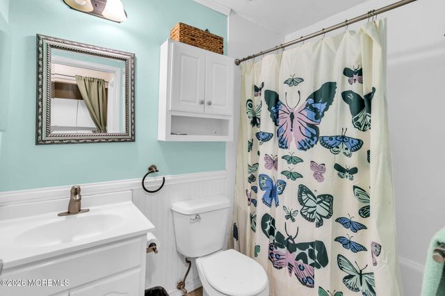 305 Owls Nest Court, Jackson, NJ 08527