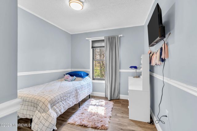 305 Owls Nest Court, Jackson, NJ 08527
